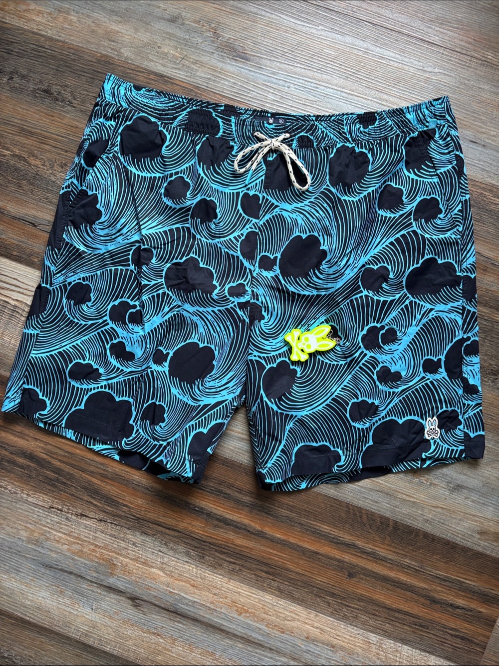 Psycho Bunny Men's Black & Teal Wave-Pattern Swim Trunks
